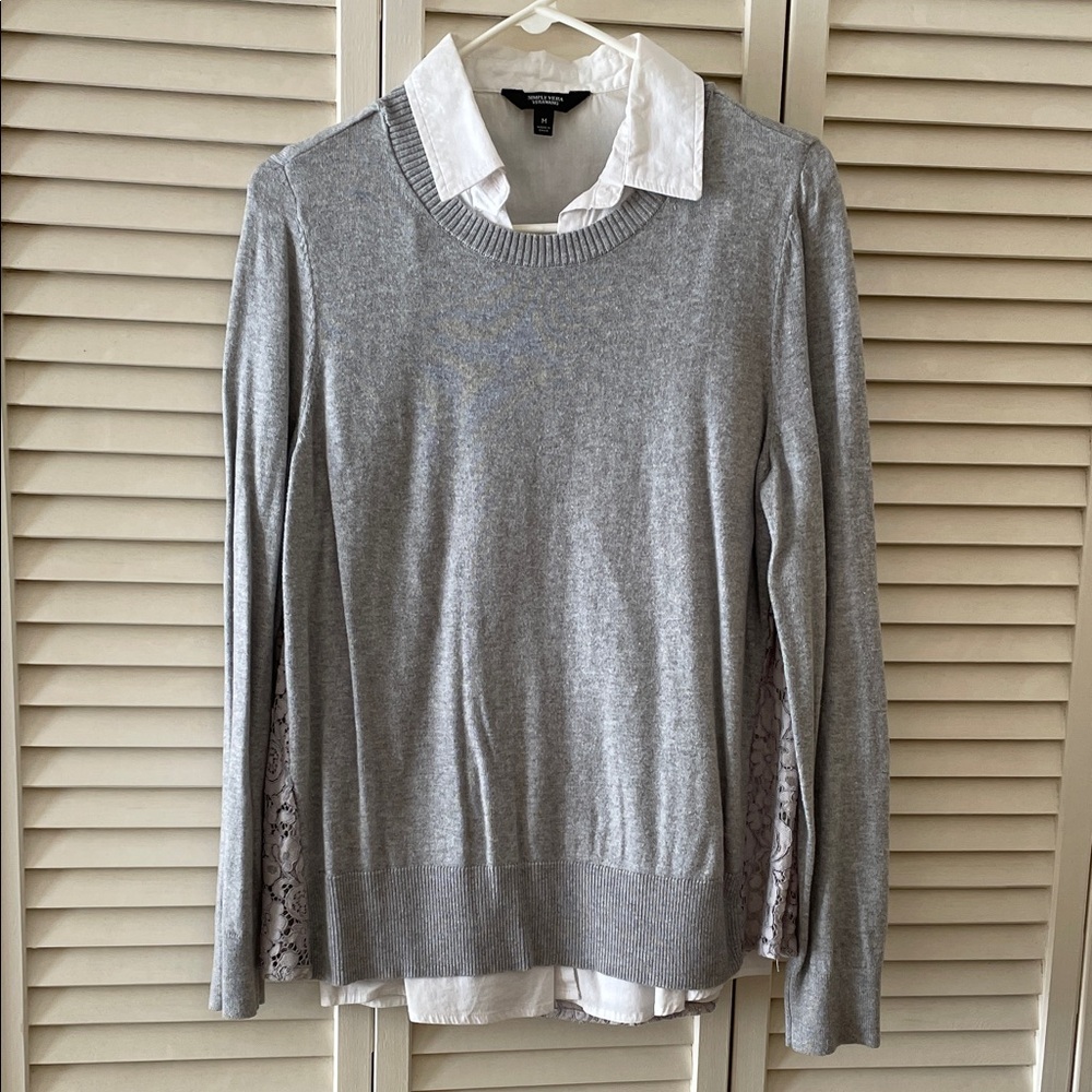 Simply Vera Vera Wang Gray Sweater with White Collar